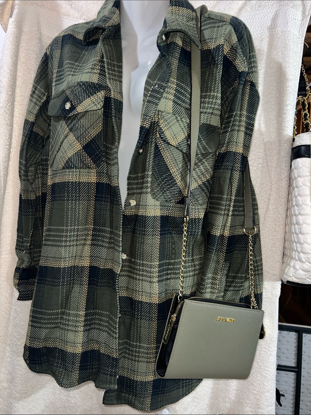Natural Reflections Olive Shacket with Olive Steve Madden Crossbody